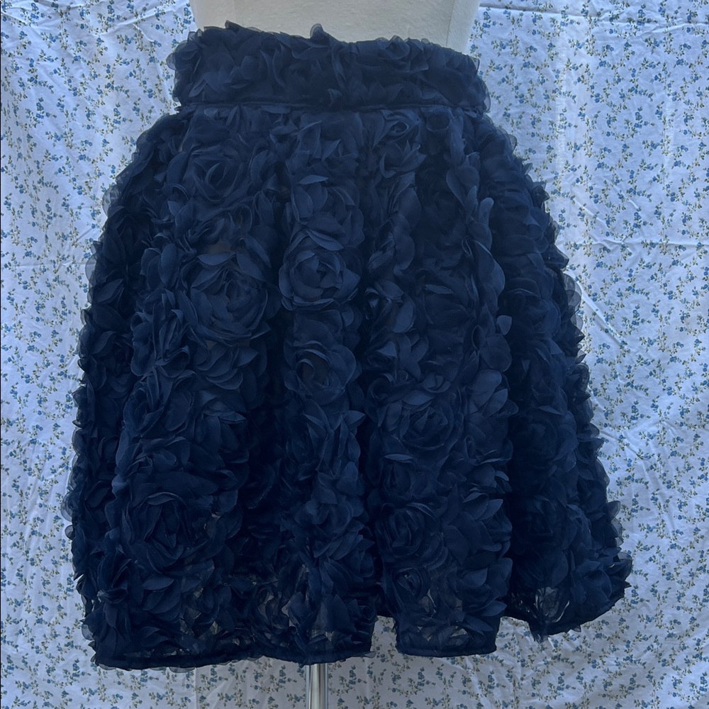 Handcrafted Chic Navy Floral Mini Skirt - Picture 6 of 6